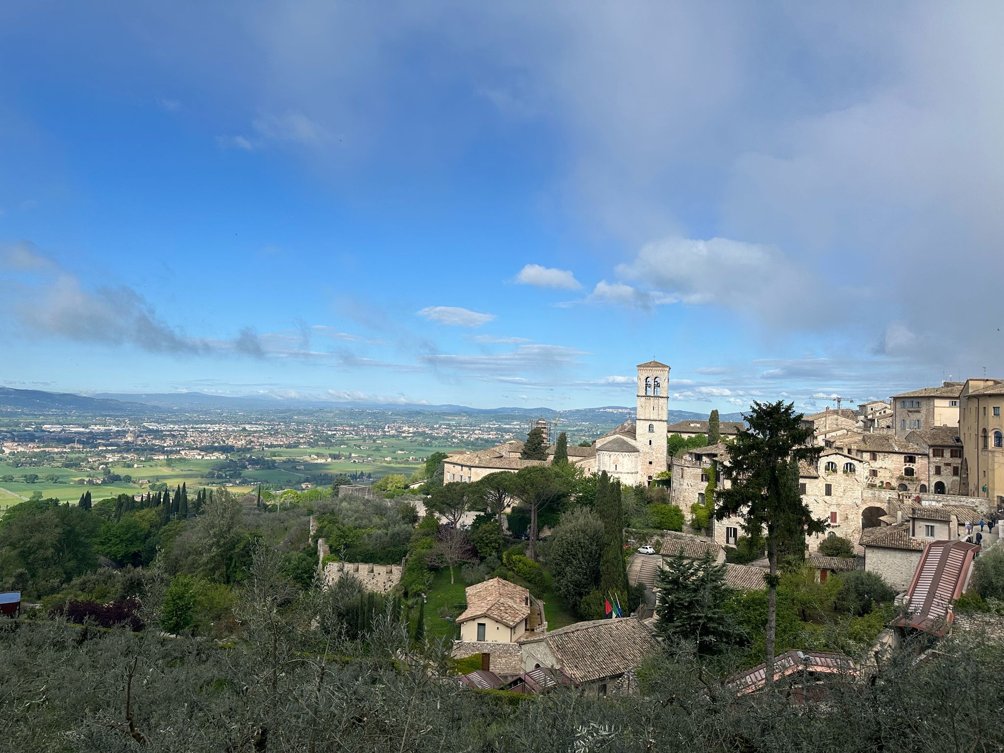 Assisi by day.jpg