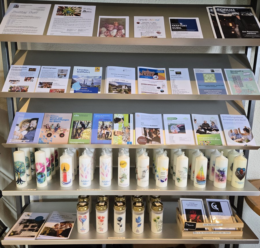 Foto Schriftenstand.jpg